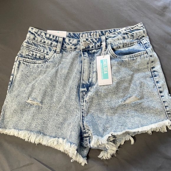 Jean short shorts-high rise - Picture 1 of 1